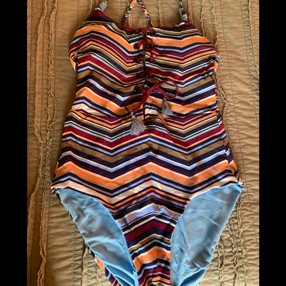 NWT Mossimo M 🩱